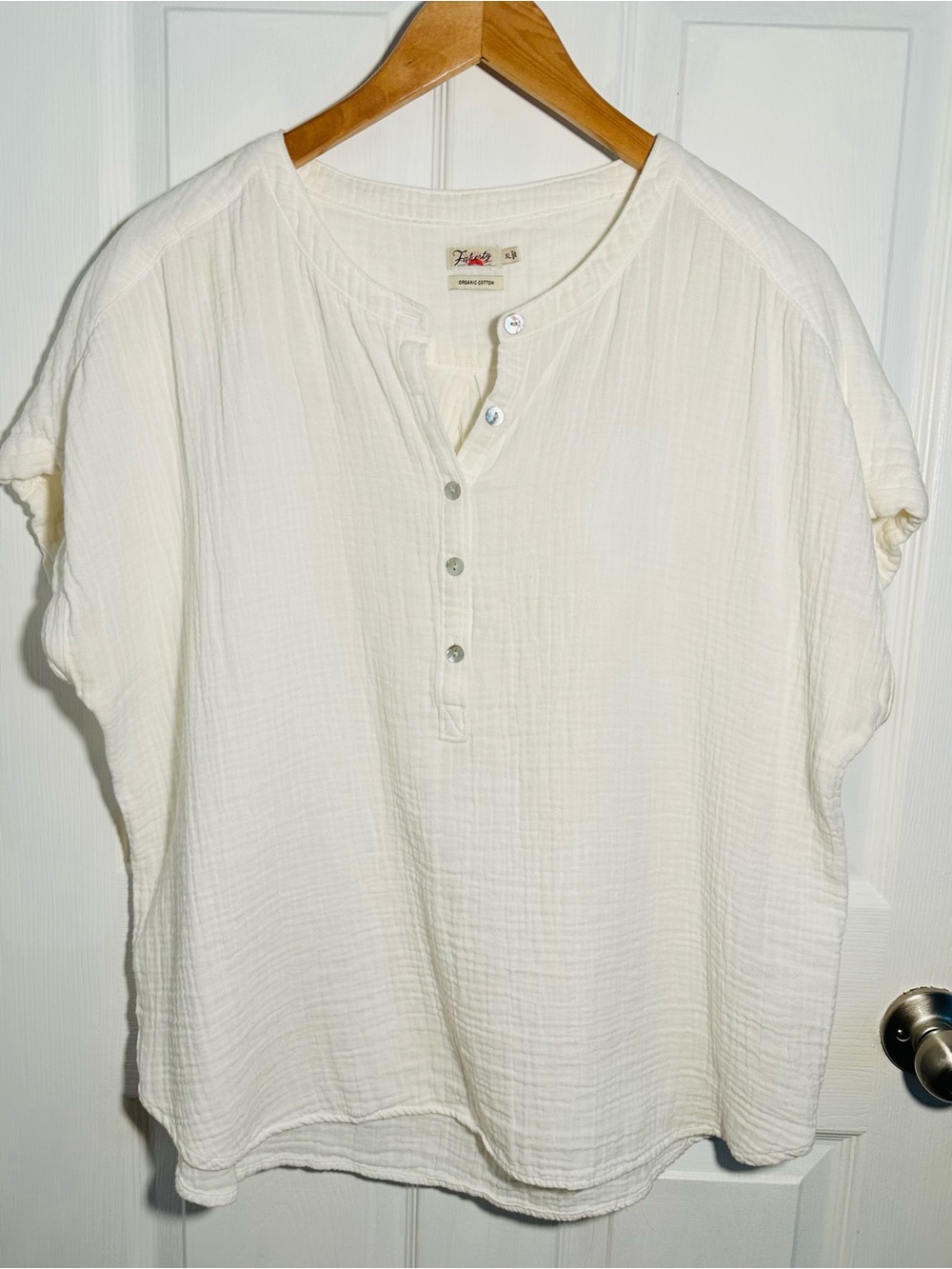 Faherty Cream Lightweight Button-Front Henley Top